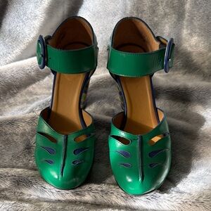 Size 6 Fluevog Green Maier Platform Heels